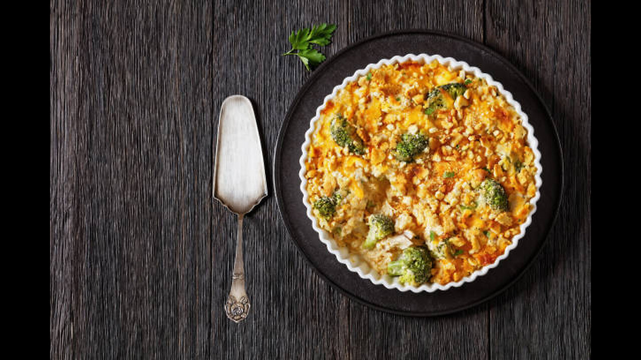 One-Pot Cheesy Chicken and Rice Casserole: A Family Favorite