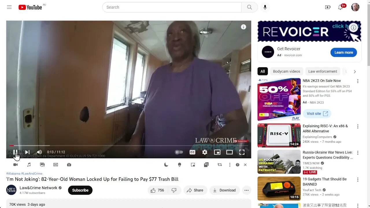 🟨 82歲老太未付77元垃圾費，戴上手銬帶走