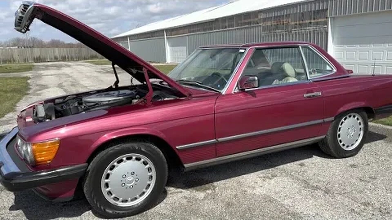 1989 Mercedes-Benz 560 SL R107