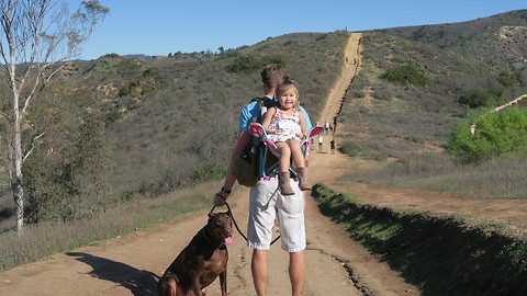 DAD MAKES OWN HIKING CHAIR FOR DAUGHTER