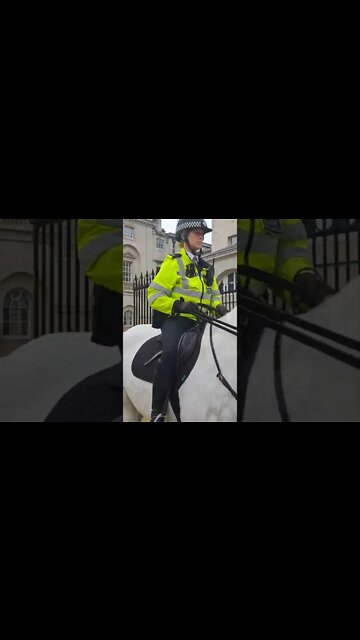 met police hoses mind your backs #horseguardsparade