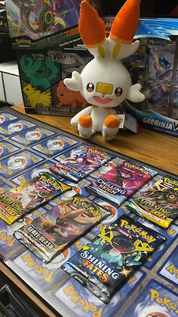 Pokémon Random Pack Opening!! 11/10/2021 #Pokémon