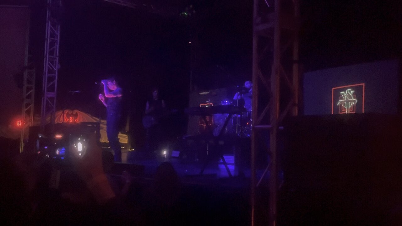 Stabbing Westward performs “What Do I have to Do?”