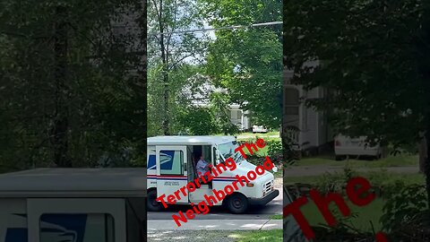 Going Past The House Waking The Neighbors #truck #trainhorns