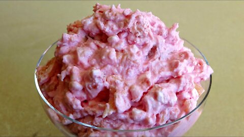 How to Make Strawberry Jello Fluff Salad Quick