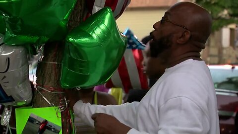 Beginning of vigil for 19-year-old Lequon McCoy