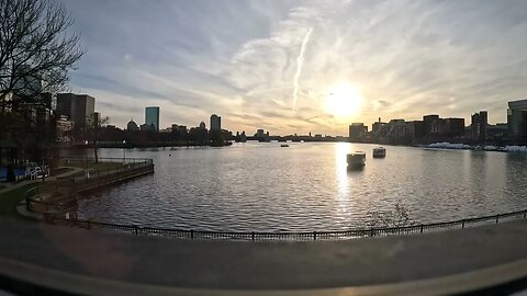 Amazing View from Museum of Science Boston 4K - Vlog Day In The Life 👩🏼‍🔬🥼🔬🔭🌎😮🚉
