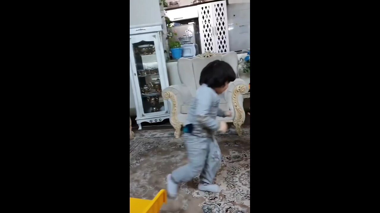 Chatting with a child is a very beautiful scene