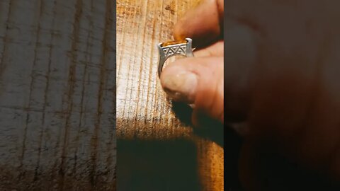 POLE RING