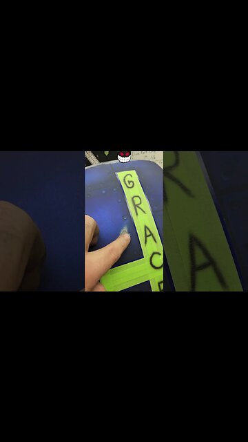 How Do You Make Graphics Bulge Out?