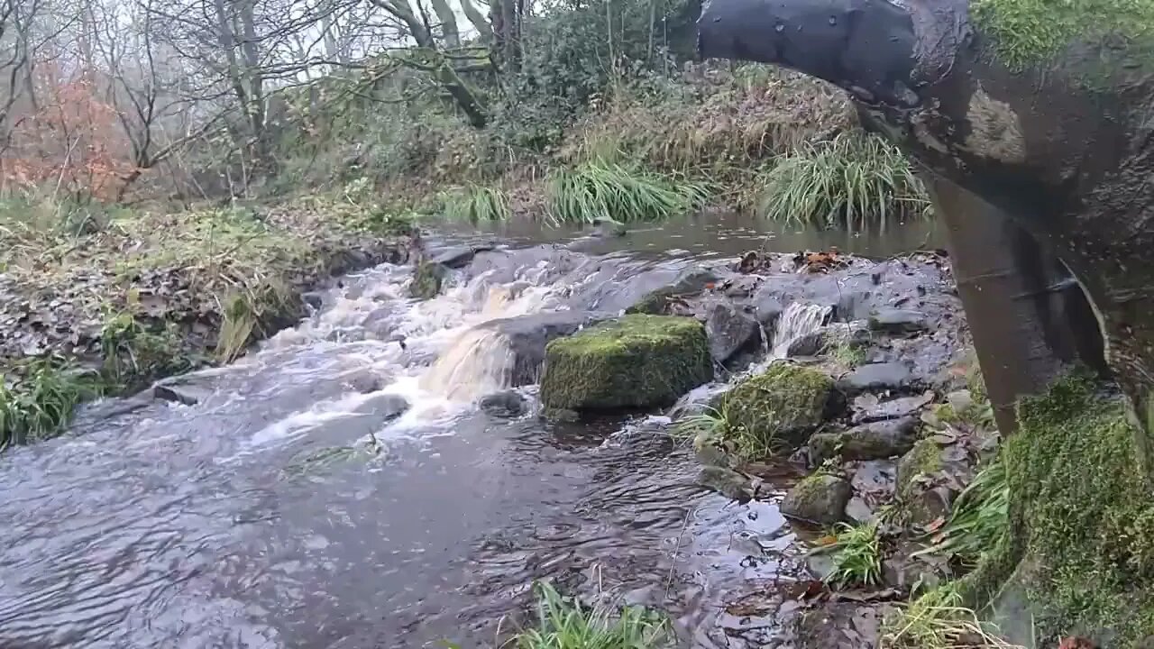 Walking in the Rain to Slaithwaite#travel #yorkshire #uk #traveltoeurope