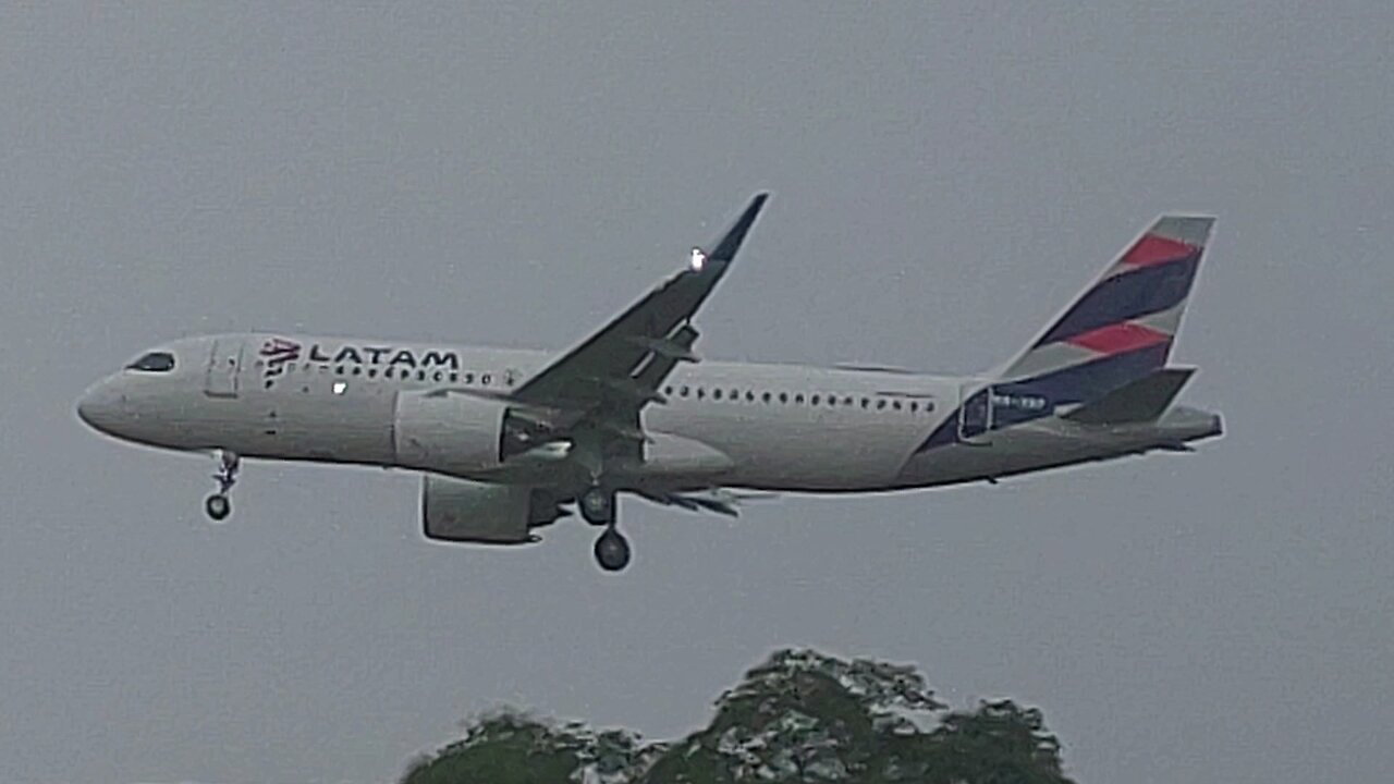 Airbus A320NEO PR-XBP coming from Guarulhos to Manaus