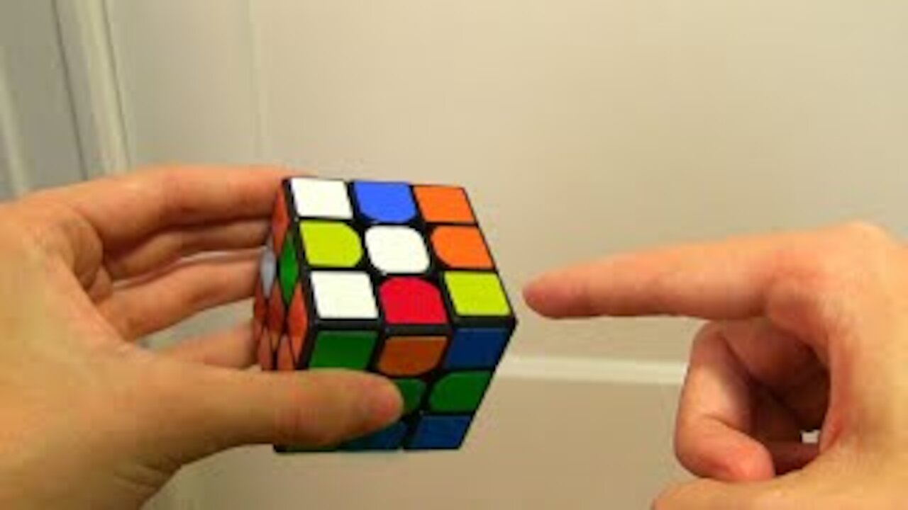 What?? Watch Him Solve Rubik's Cube In One Move