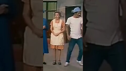 Chaves - Venha Sr. Barriga, não se junte a essa gentalha