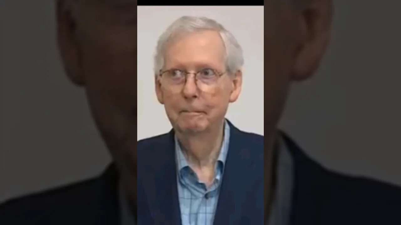 Do you think it's time to RETIRE...Sen.Mitch McConnell freezes up again😔