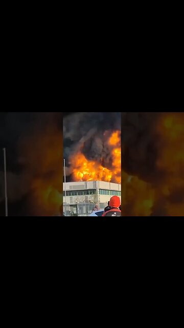 Italian Chemical Plant AblazeThere are no data on the dead and injured at the moment...