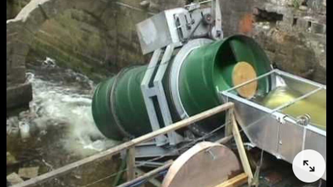 Plastic Archimedes Screw Free Hydro Energy