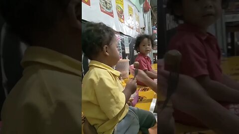 Makan Bakso Simpang 4