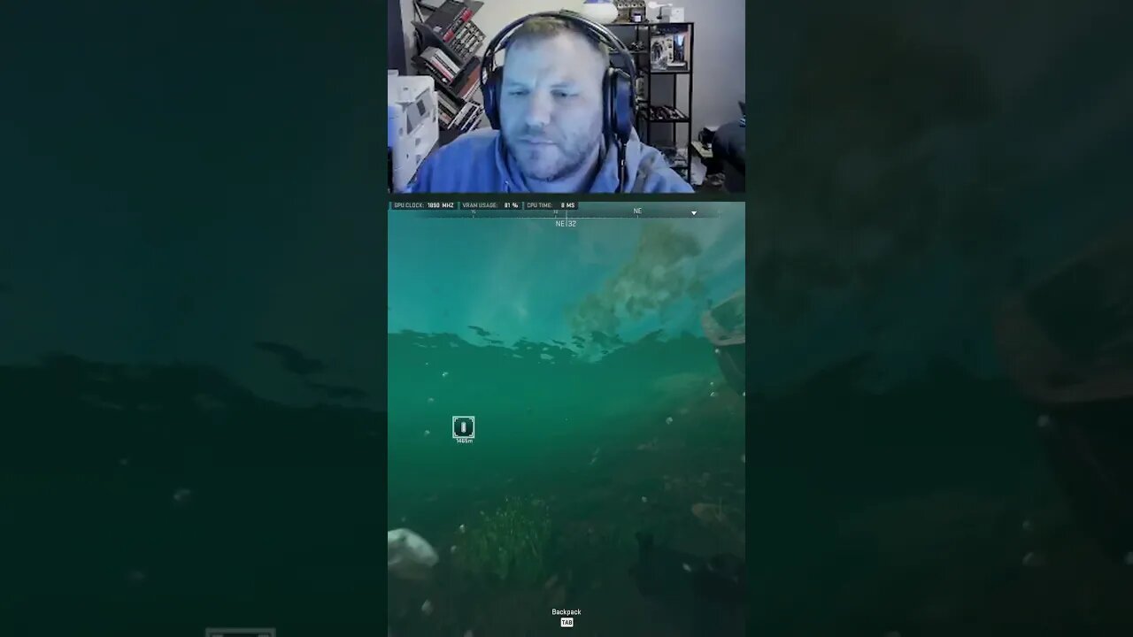 Underwater Battle 1 vs 1 vs a Shadow