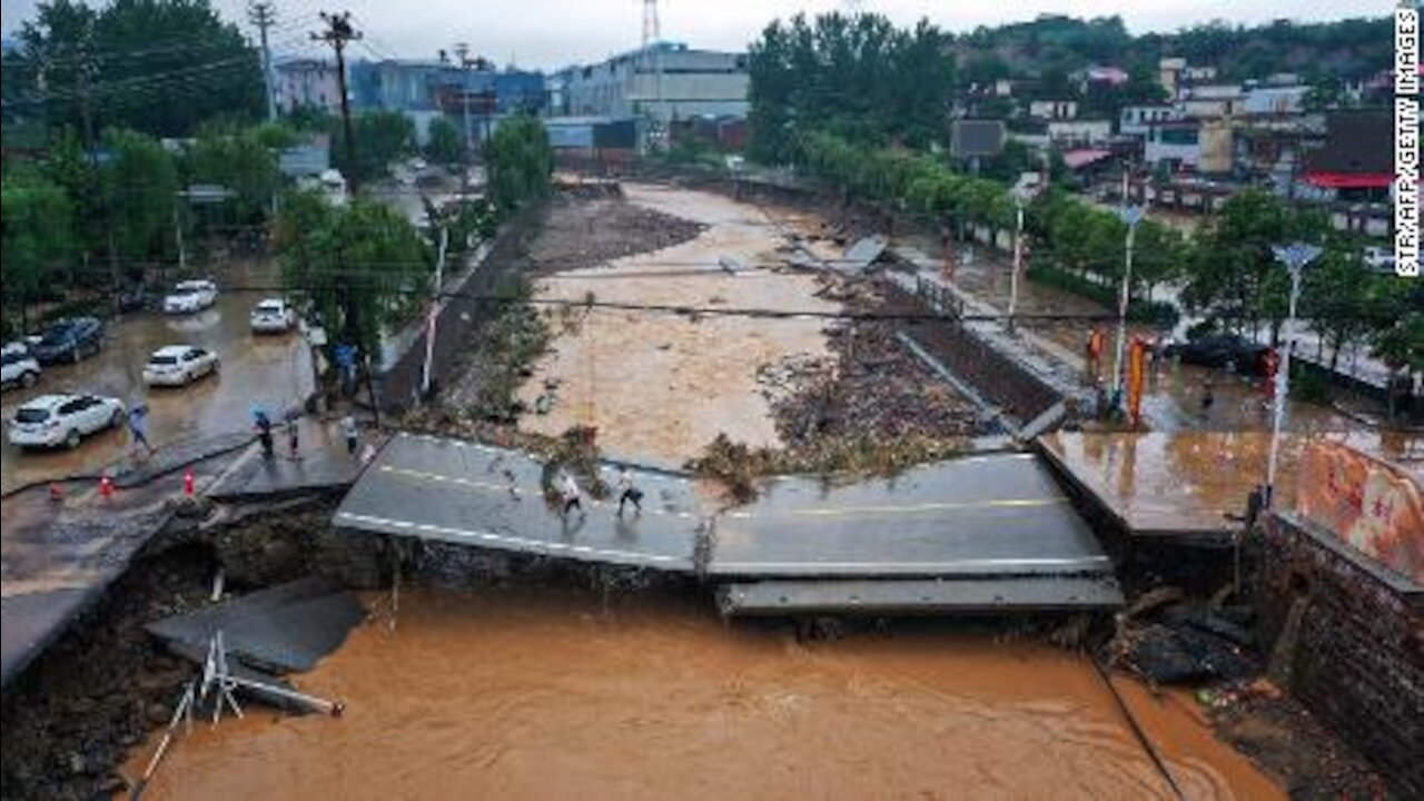 Thousands evacuated from flood-ravaged regions in central China, death toll rises