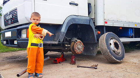 Dima repair the big Truck