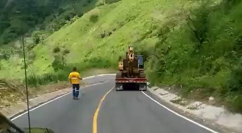 EQUIPMENT HAULING FAILS!