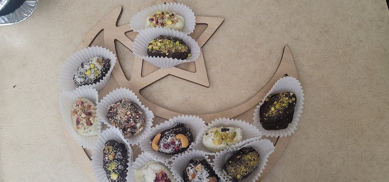 stuffed Dates with chocolate and nuts | chocolate dates | Assorted Dates