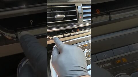 WEIRD PLACE TO PUT THE GEAR ⚙️ SHIFT #lincoln #navigator #automobile #carcleaning #fypシ #foryou #fyp