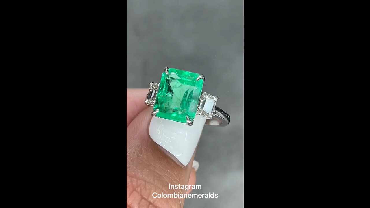 Top 4.90tcw Colombian emerald emerald cut and diamond three stone engagement anniversary ring 18K