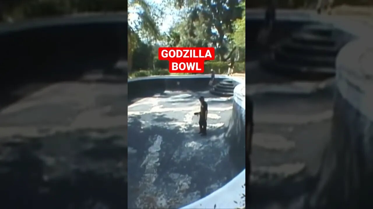 BIGGEST BACKYARD POOL EVER! #tobyburger #poolskateboarding #poolskating #skateboarding #godzillabowl