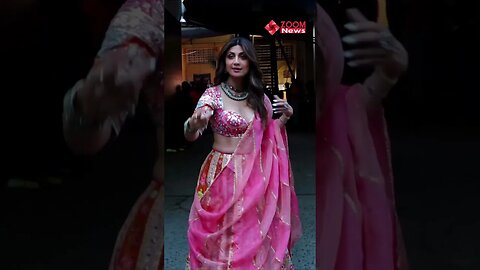 Shilpa Shetty TWIRLS in her lehenga as she gets papped 😍 #shorts