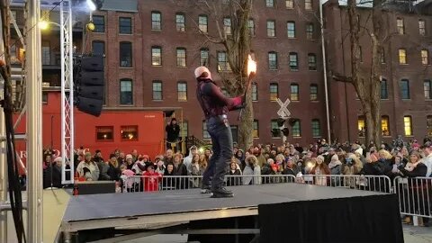 Aaron Bonk Fire Performance