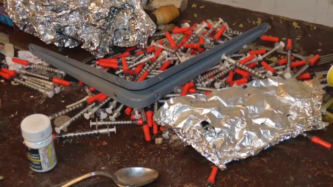 Hundreds, if not thousands, of needles found at Lorain home where 2 men died from opioid overdoses