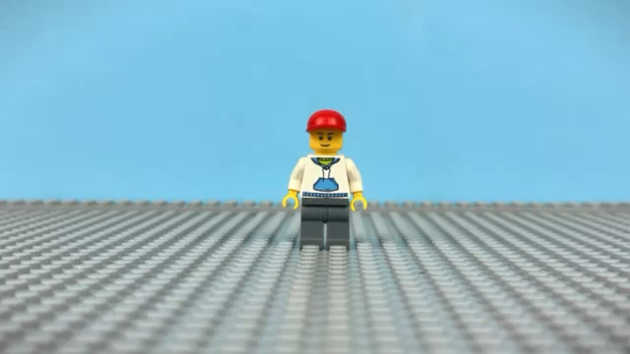 Super Fast Running Loop | LEGO Stop Motion