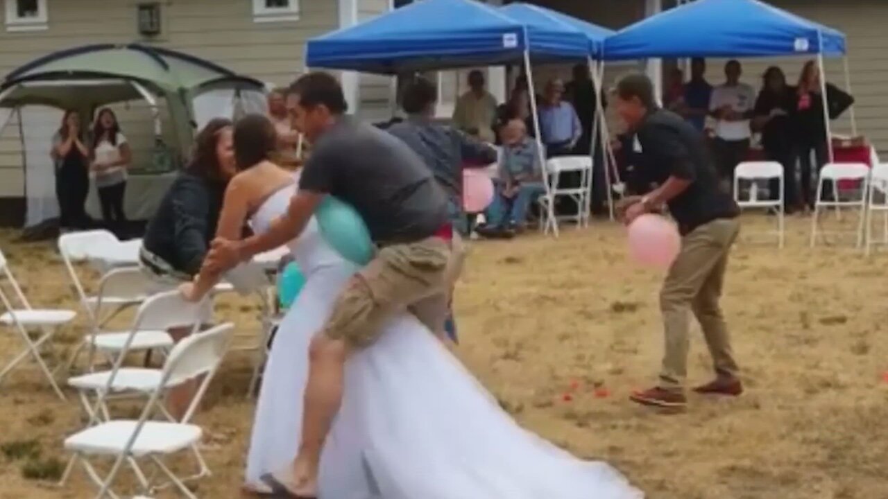 Extreme Weddings