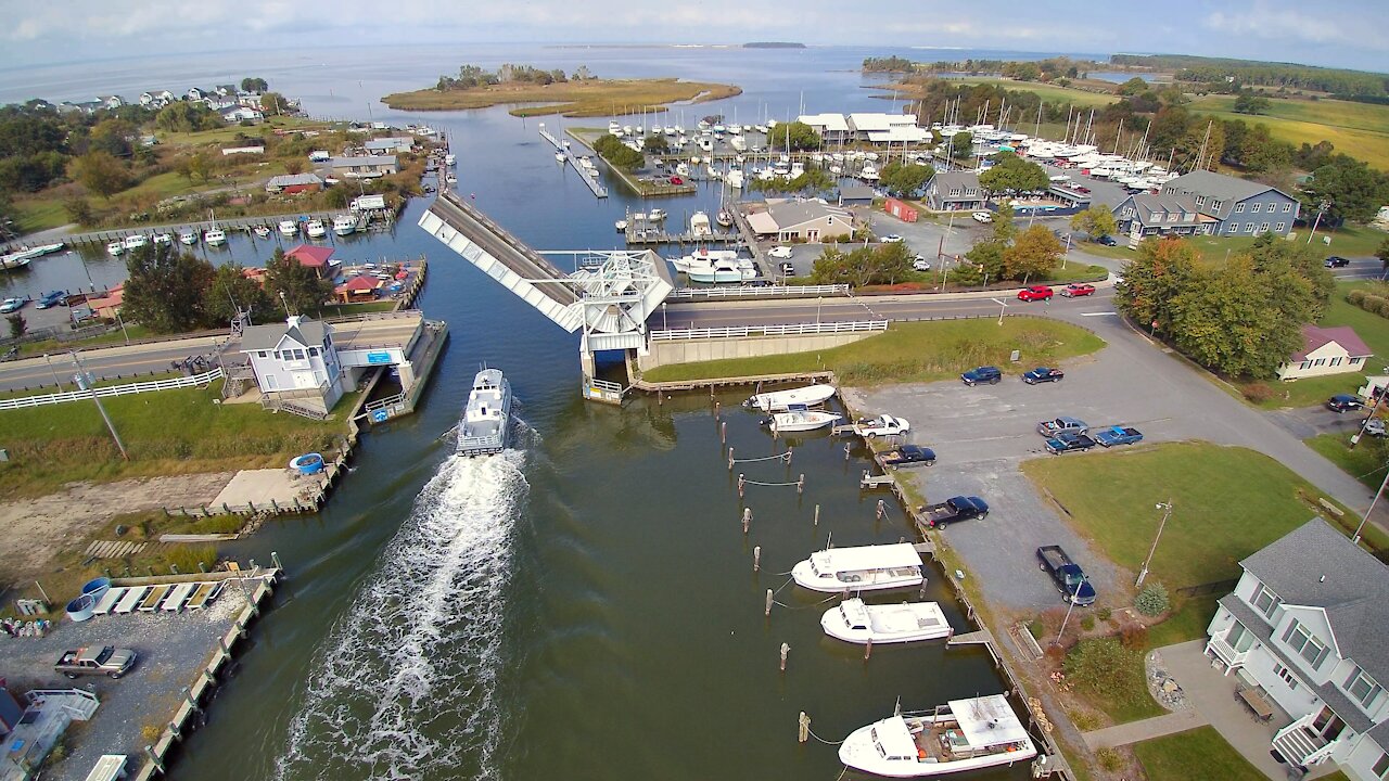 Knapps Narrows - Tilghman Isl., MD (Aerial)