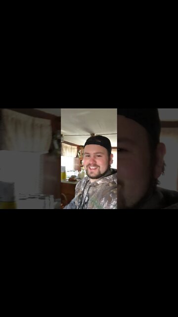 Homestead Tessie is cooking sum Good Breakfast Mm Mm Good!