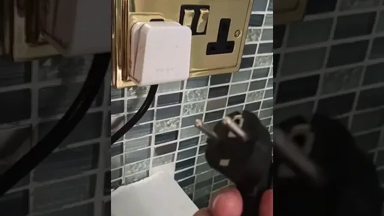 British Plug sockets V European ones.