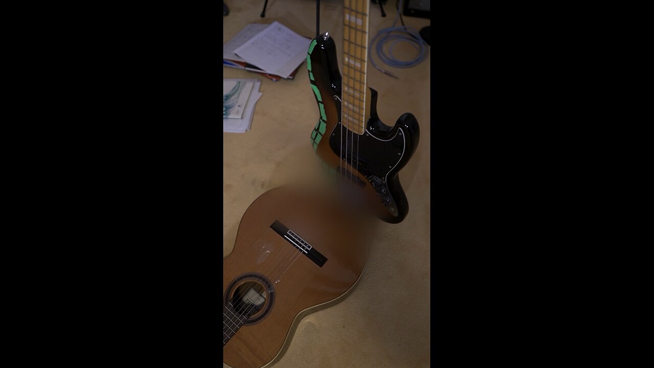 Guitar and bass wanna make a ukulele