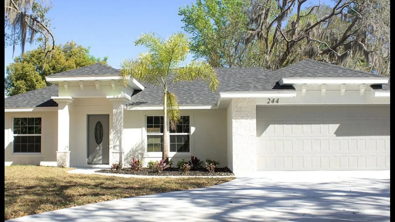 Want to build your home? 🏡Build your house on your lot or our lot lot.🏡