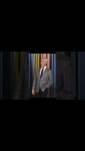 Johnny Carson roasts Joe 🤣