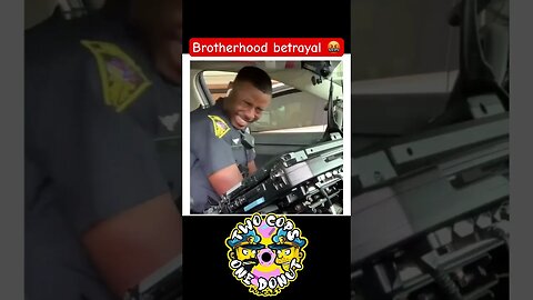 Cop betrays his partner! #police #funny #betray #shorts #twocopsonedonut #fy #fyp #trending #viral