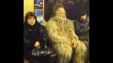 People Being Weird On The Subway