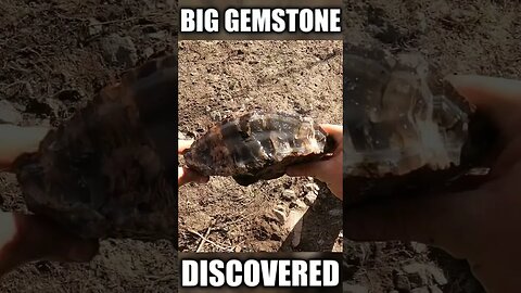 BIG Agate Gemstone Found!