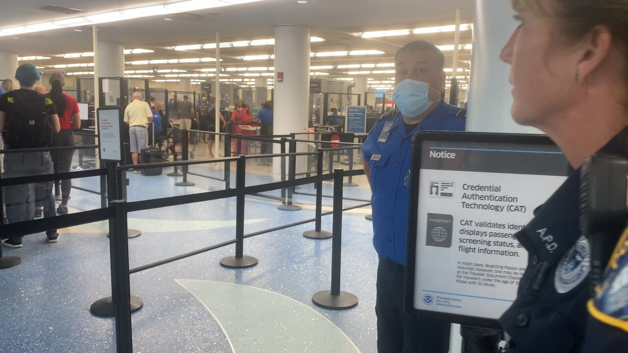 TSA Complaint! Queuing Area issue - Jacksonville International Airport