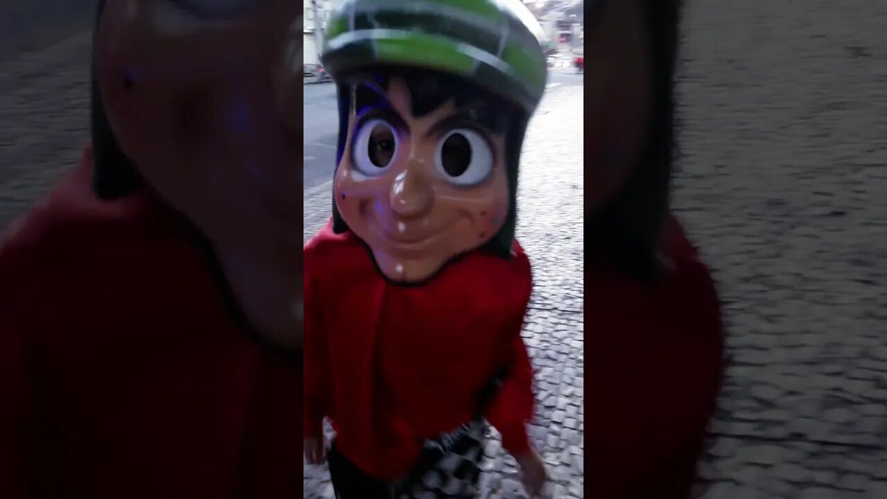 TOP TOP TOP, DANÇANDO FOFÃO, CHAVES, CHIQUINHA E KIKO NA CARRETA DA ALEGRIA TREM BALADA 72