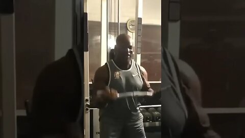 RONNIE COLEMAN ESTÁ IMPRESSIONANTE APÓS PASSAR POR VÁRIAS CIRURGIAS 😱 | O GRANDE THE KING