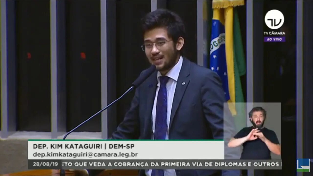URGENTE: relator faz populismo e desidrata reforma da previdência no Senado