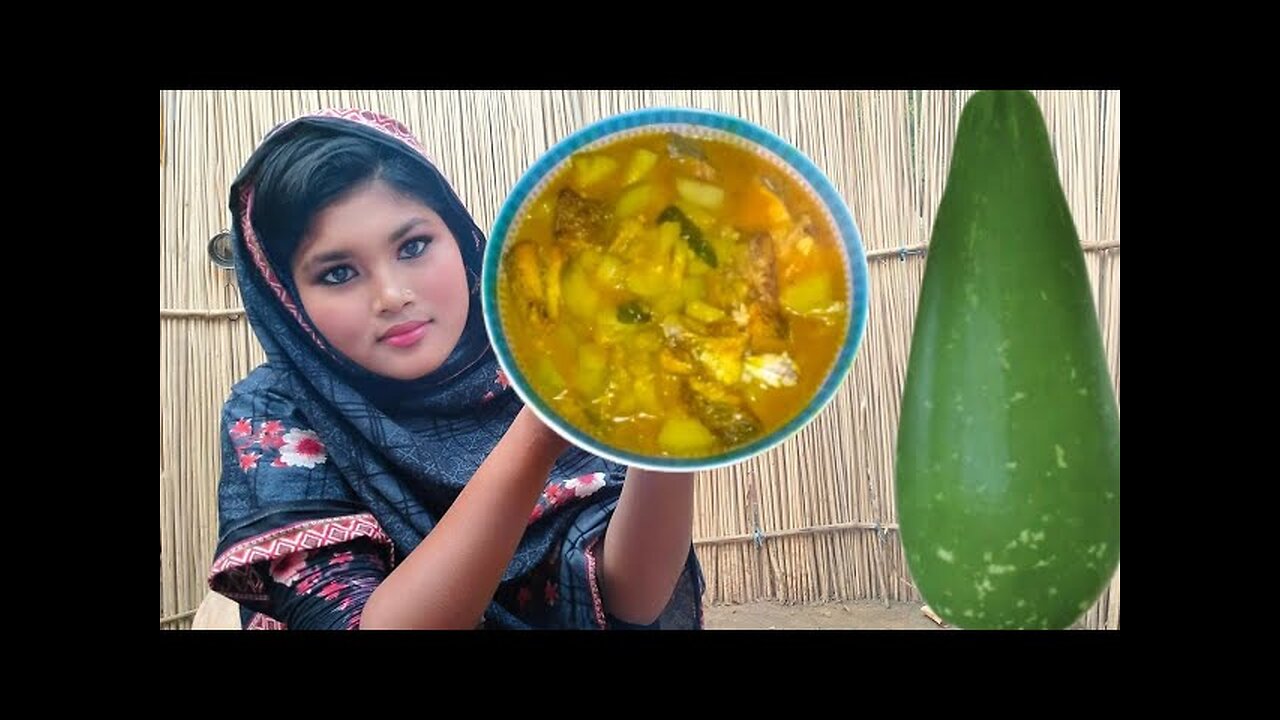 গাছের লাউ ও লায়লোটিকা মাছের ঝোল রেসিপি _ Lau Fish Light Curry | Bengali Jhol Recipe CHHOTO COOK