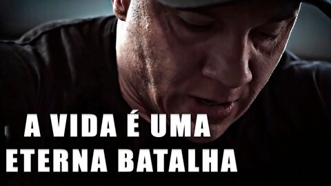 A VIDA É UMA ETERNA BATALHA - Motivação Bodybuilding 2022